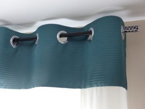 rideau tête oeillet voile voilage