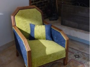 Fauteuil art déco confortable à guindage suspendu vert anis bleu nuit