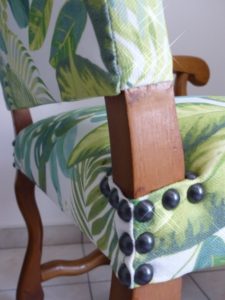 Fauteuil Louis 14 tropical florida foret jungle clou détail
