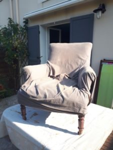 fauteuil confortable avant restauration